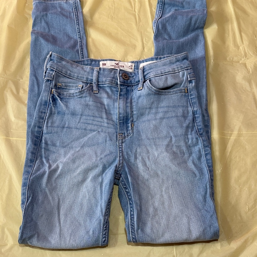 Hollister Light Blue Jeans size 23/30
